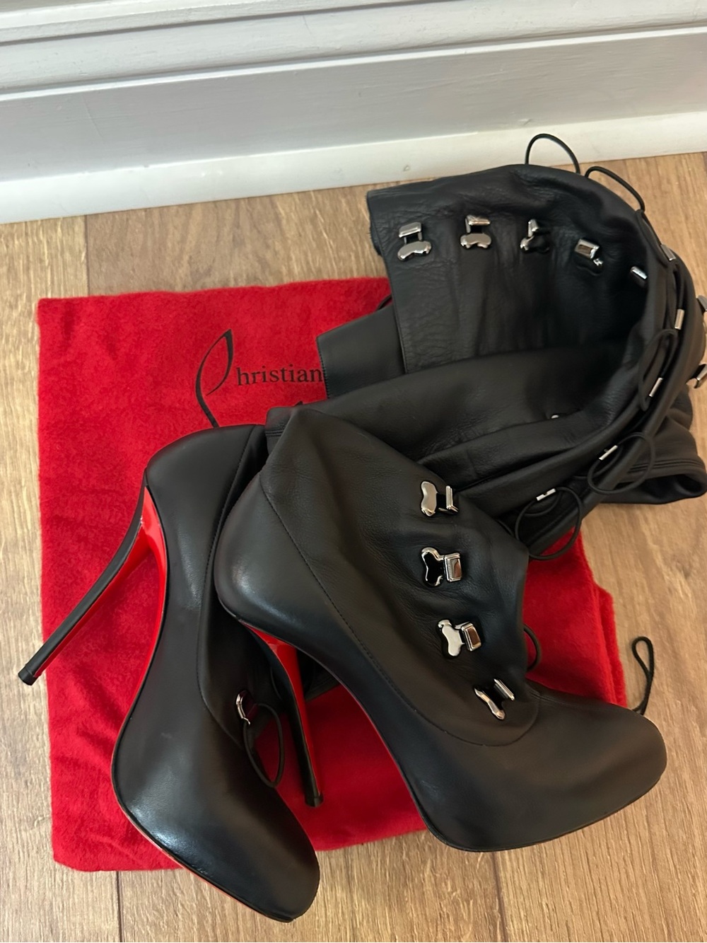 Ultra Rare Christian Louboutin Croche BlackOver-the-Knee Lace-Up Stiletto Boots - Picture 7 of 9